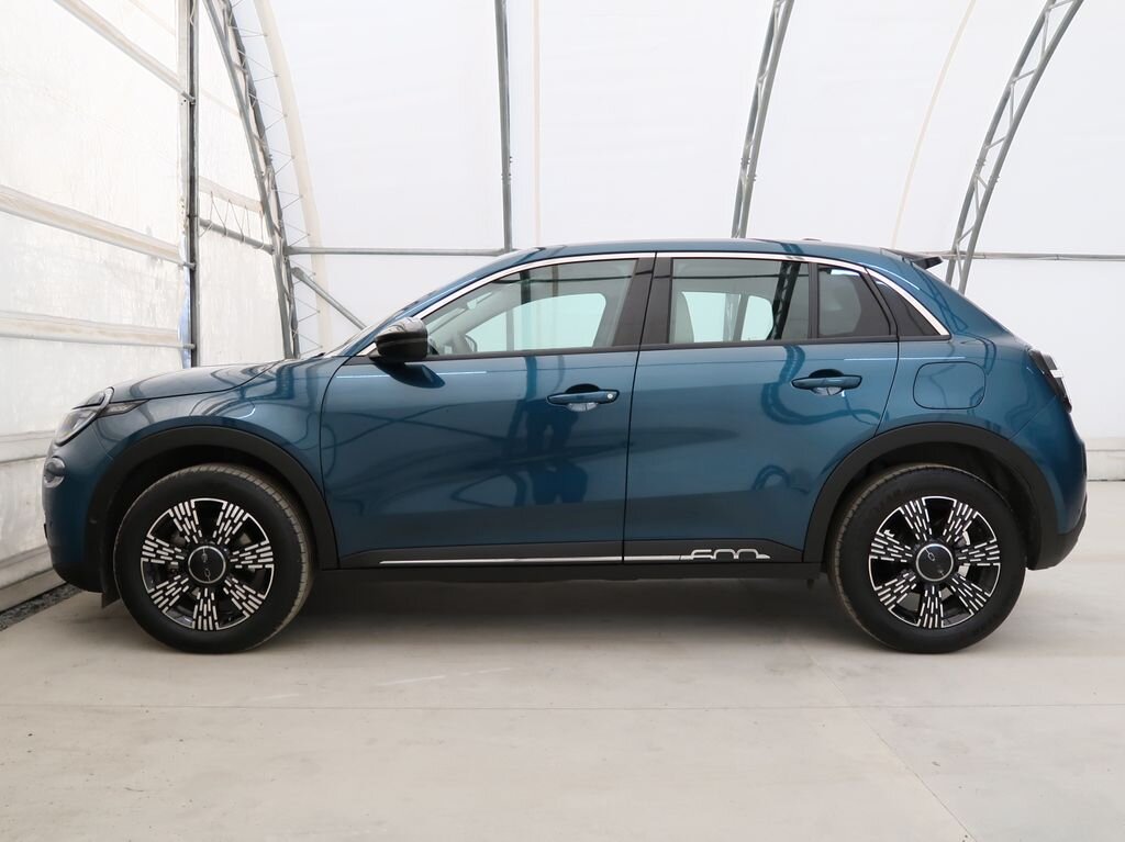 Fiat 600 Hatchback 1,2 l 100 kw