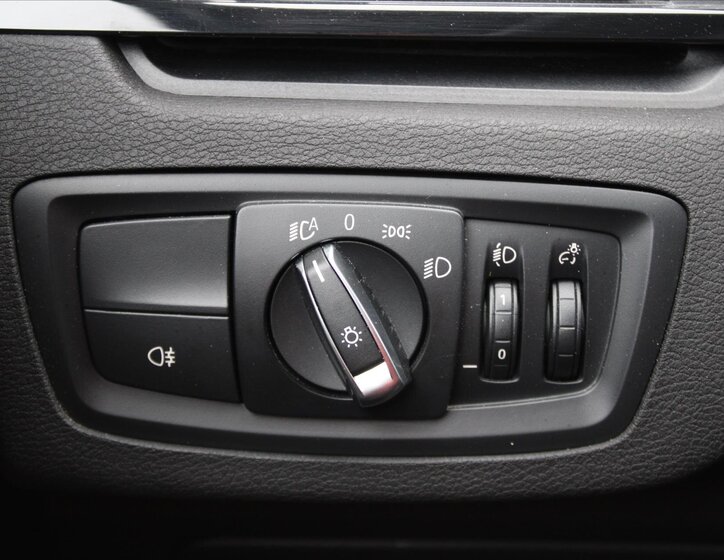 BMW X1 SUV 2,0 l 140 kw