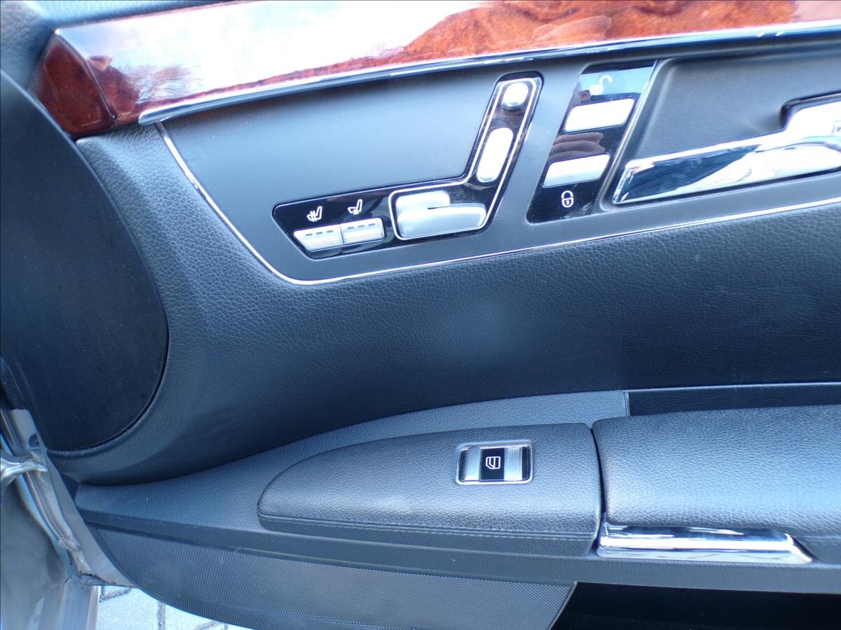 Mercedes-Benz Třídy S Sedan / Limuzína 3,0 l 173 kw