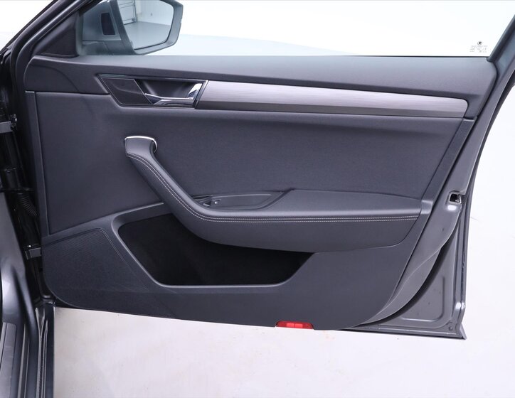 Škoda Superb Kombi 2,0 l 147 kw