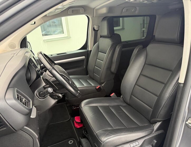 Toyota ProAce VAN-Minibus 2,0 l 130 kw