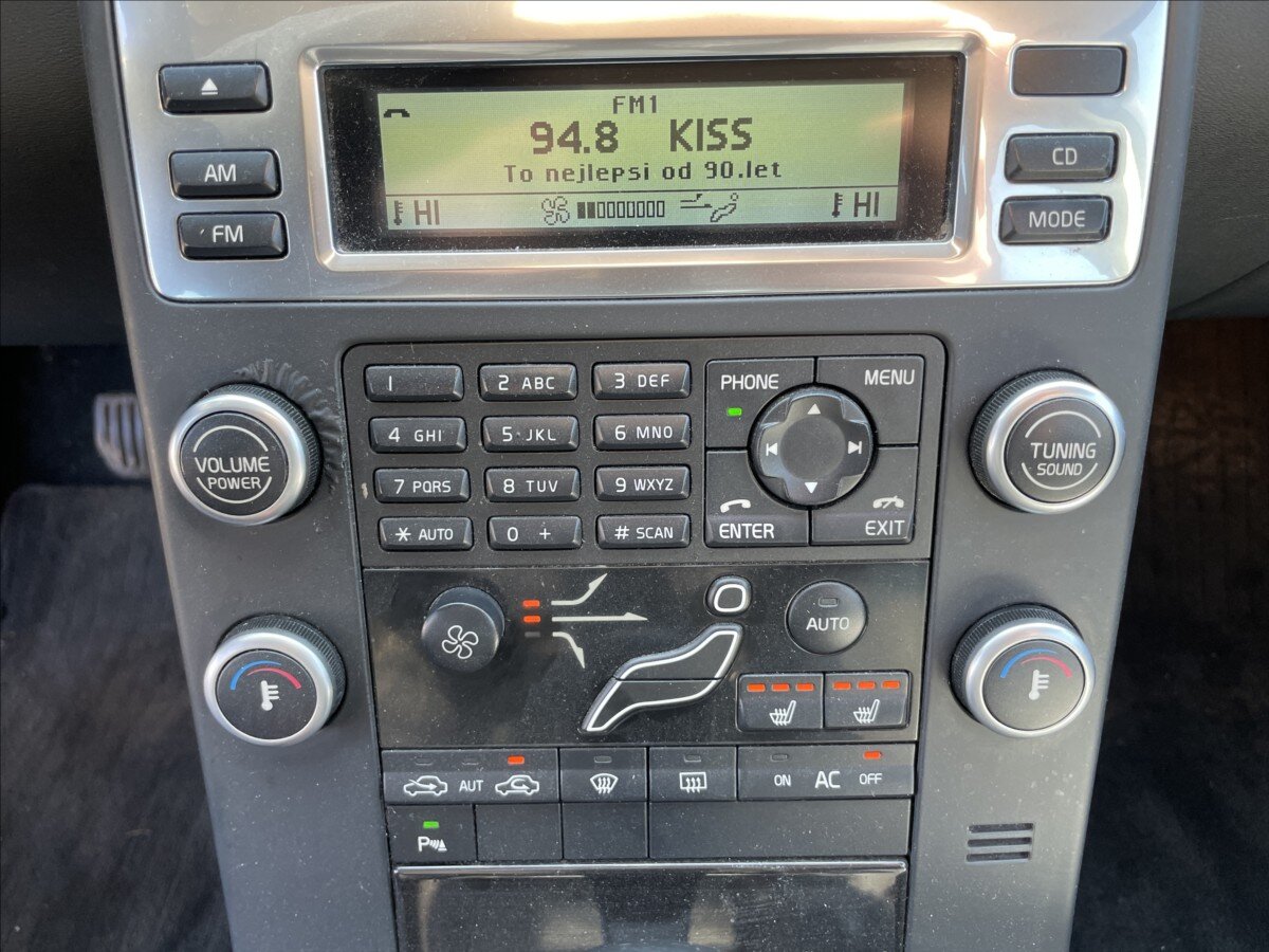 Volvo V70 Kombi 2,4 l 136 kw