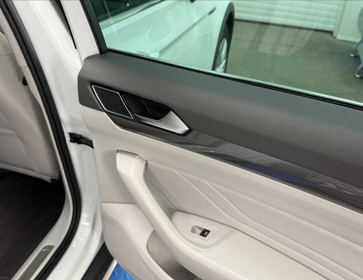 Volkswagen Passat Kombi 2,0 l 140 kw