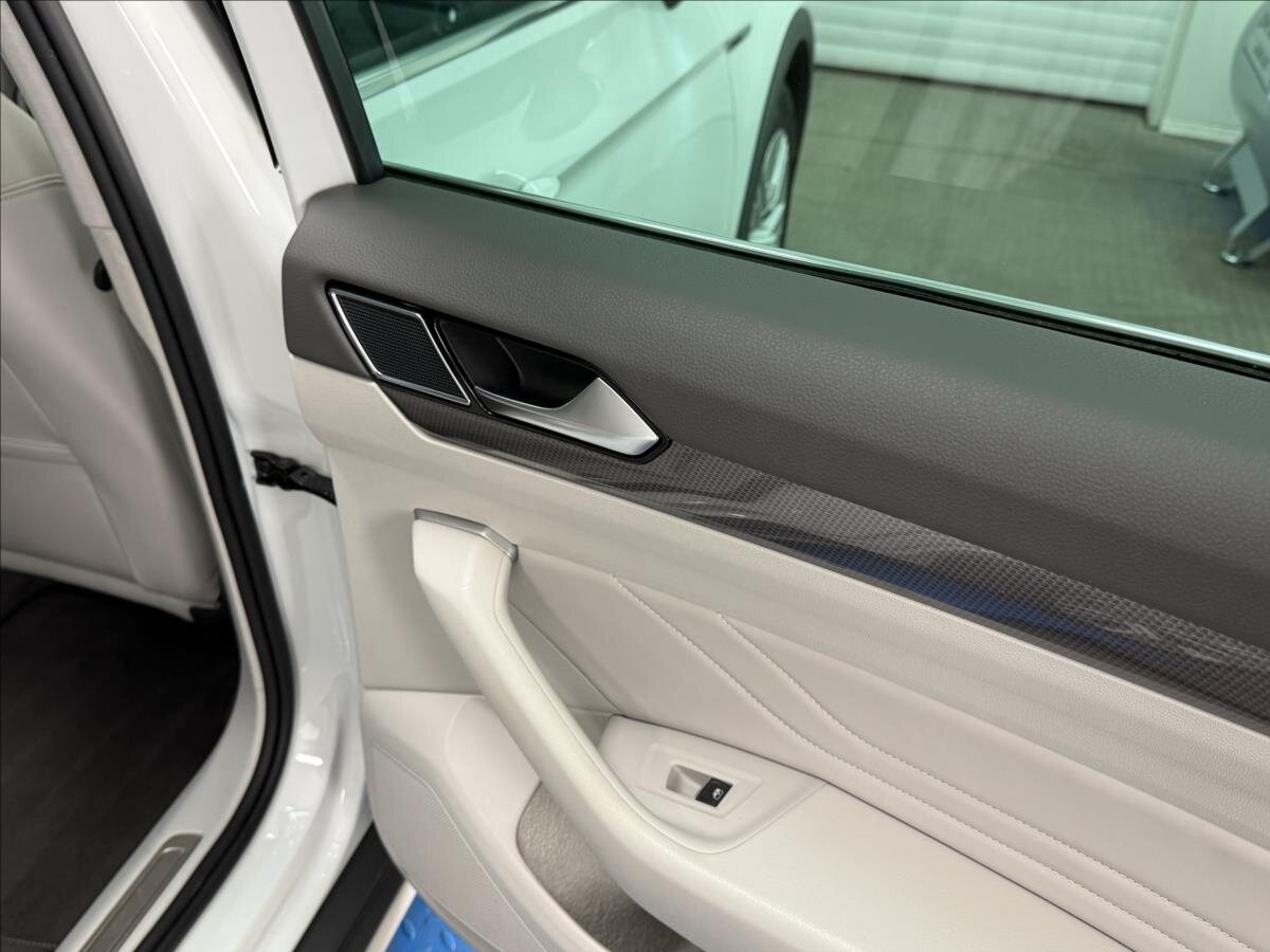 Volkswagen Passat Kombi 2,0 l 140 kw