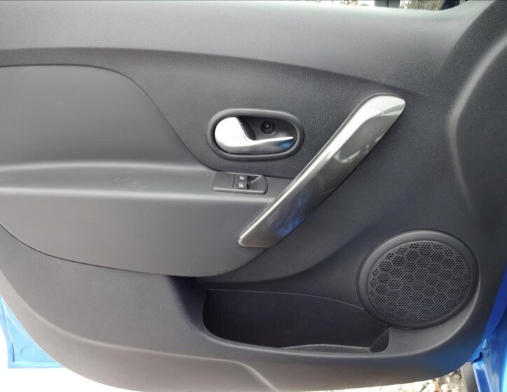 Dacia Sandero Hatchback 898,0 66 kw