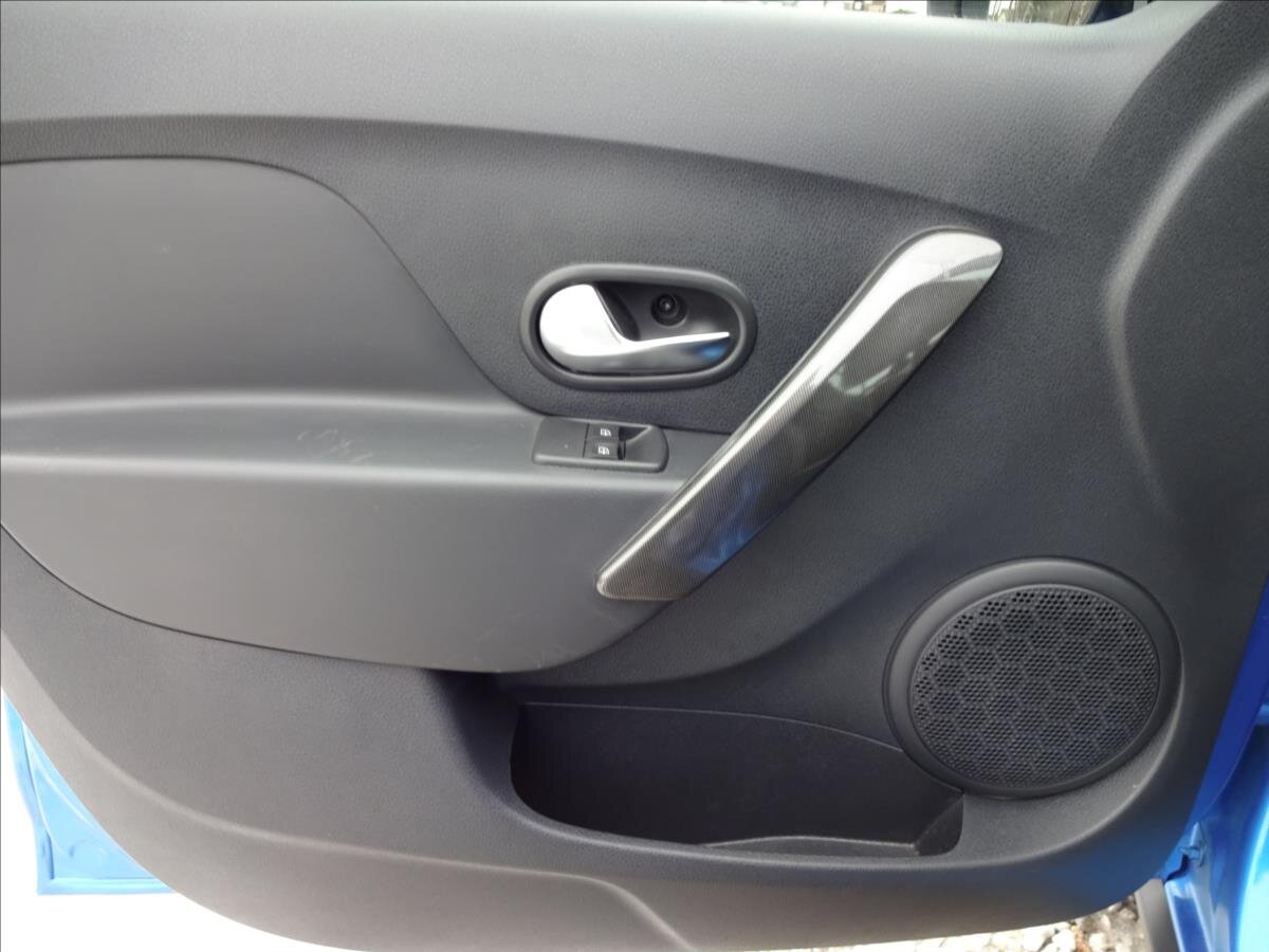 Dacia Sandero Hatchback 898,0 66 kw