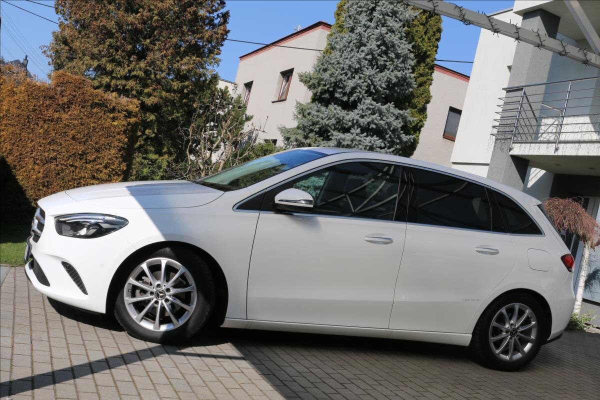 Mercedes-Benz Třídy B Kombi 1,3 l 100 kw