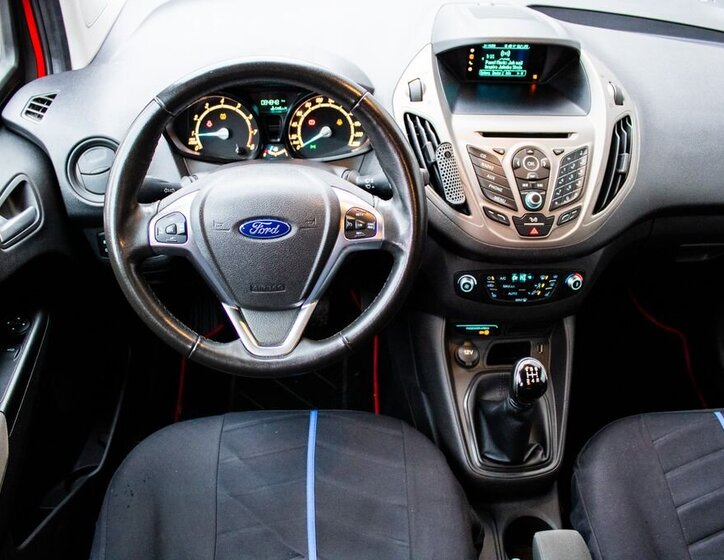 Ford Tourneo Courier MPV 998,0 74 kw