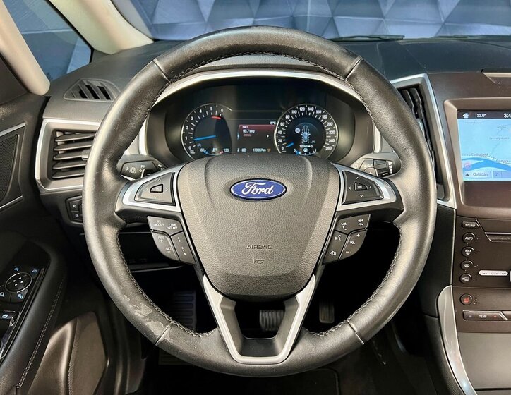 Ford S-MAX 12