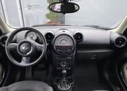 Mini Countryman 21