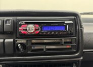 Volkswagen Golf Sedan / Limuzína 1,8 l 79 kw