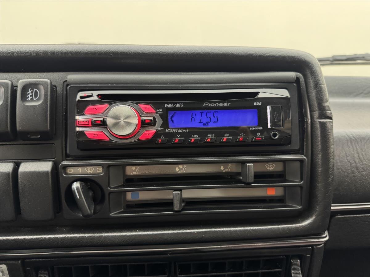 Volkswagen Golf Sedan / Limuzína 1,8 l 79 kw