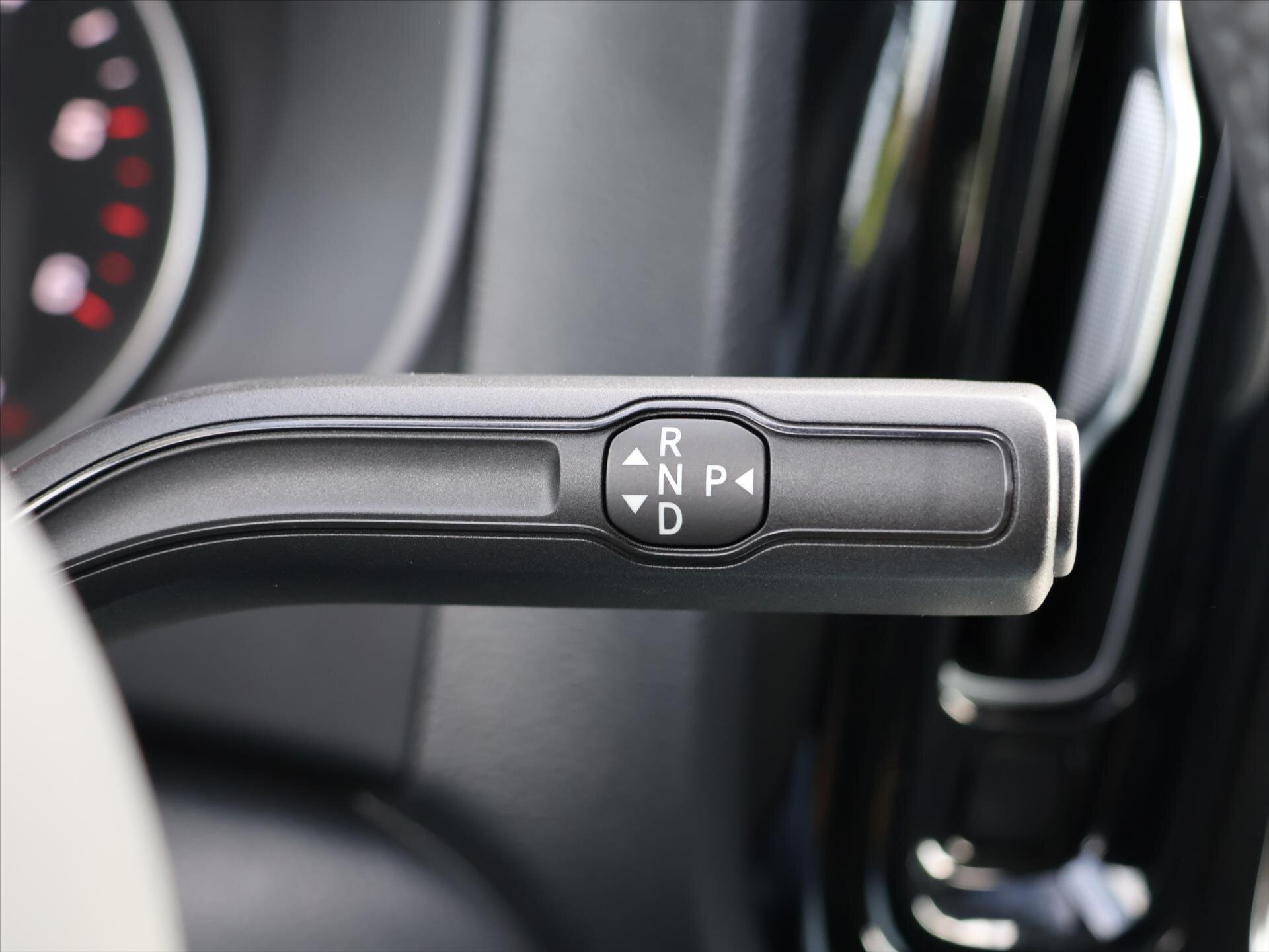 Mercedes-Benz Vito Kombi 2,0 l 174 kw