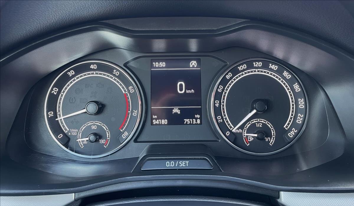 Škoda Scala Hatchback 1,5 l 110 kw