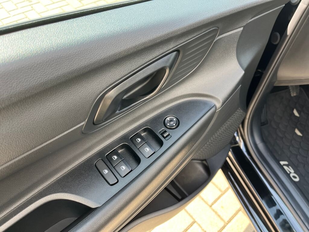 Hyundai i20 Hatchback 1,2 l 57 kw