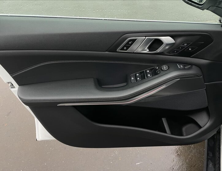 BMW X5 SUV / Terénní 3,0 l 245 kw