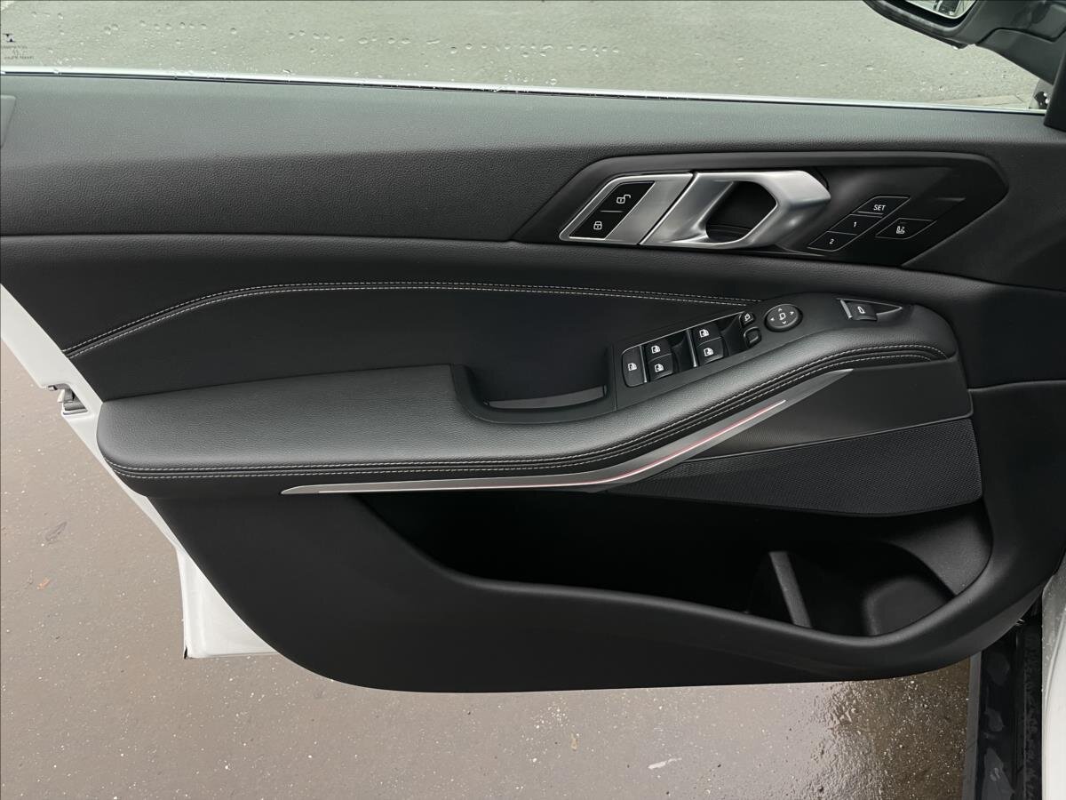 BMW X5 SUV / Terénní 3,0 l 245 kw