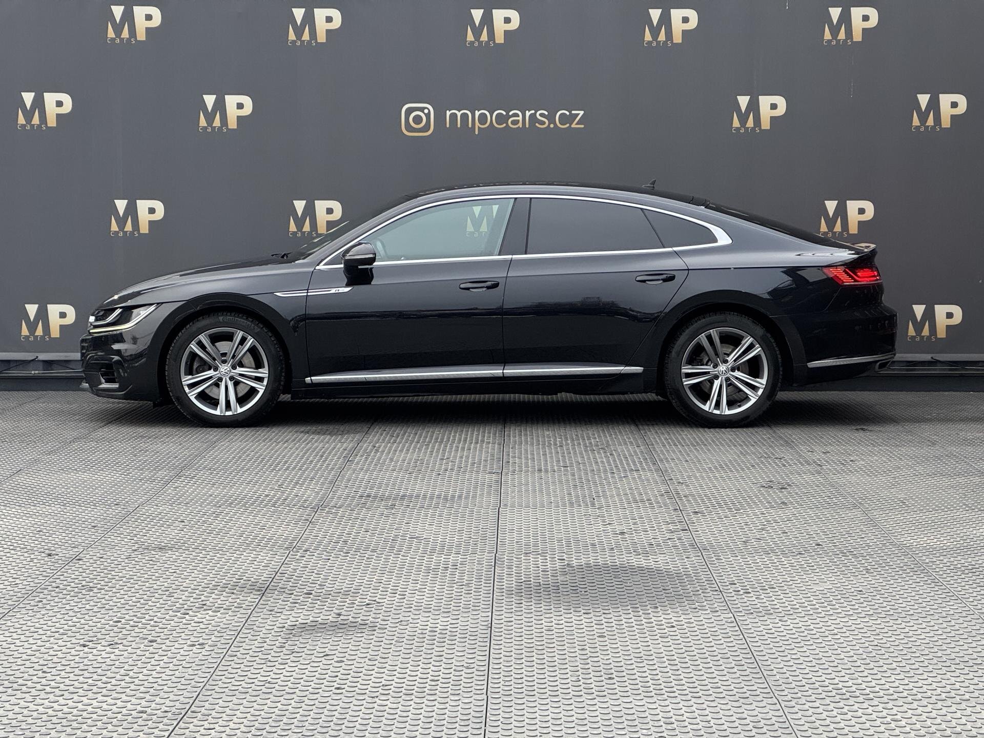 Volkswagen Arteon Liftback 2,0 l 176 kw