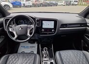 Mitsubishi Outlander SUV / Terénní 2,4 l 165 kw