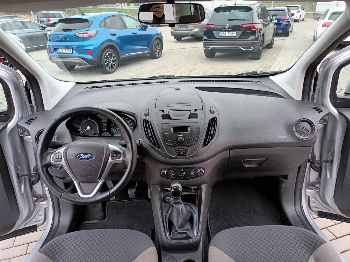 Ford Tourneo Courier MPV 1,5 l 55 kw