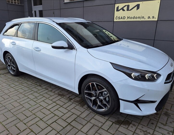 KIA Ceed 1