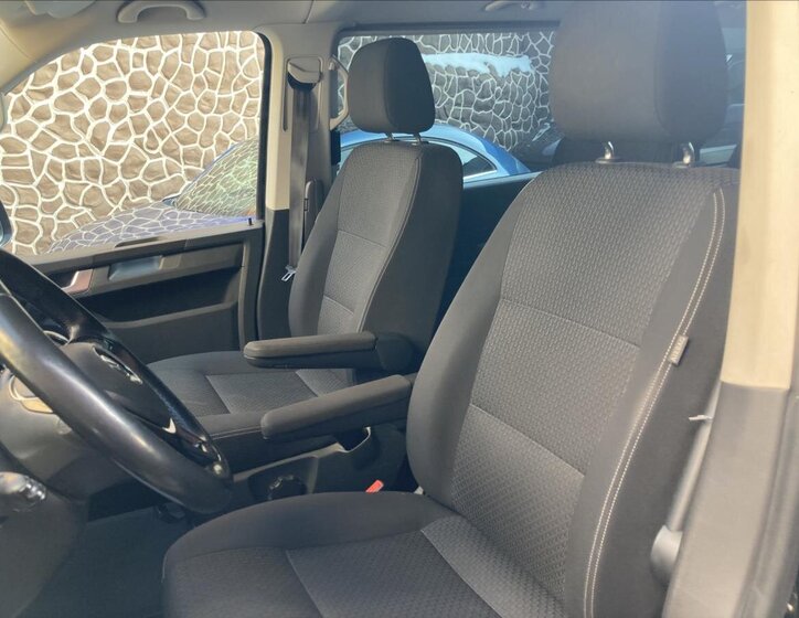 Volkswagen Multivan Kombi 2,0 l 110 kw