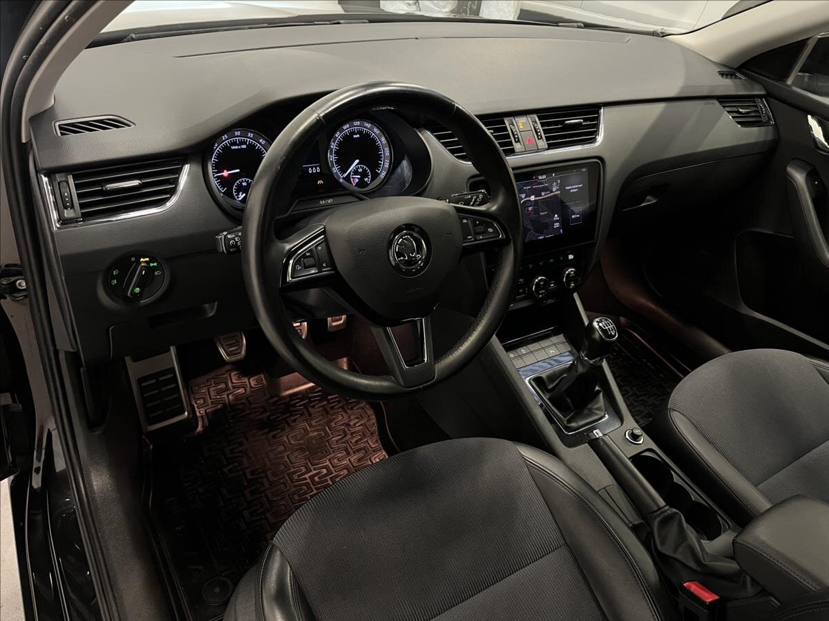 Škoda Octavia Liftback 2,0 l 110 kw