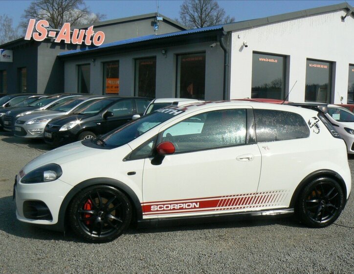 Fiat Grande Punto Hatchback 1,4 l 114 kw