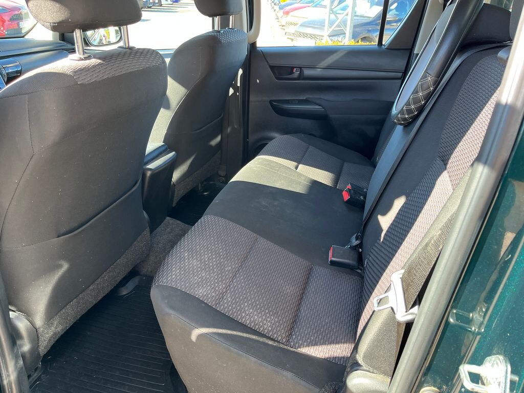 Toyota Hilux Pick-up 2,4 l 110 kw