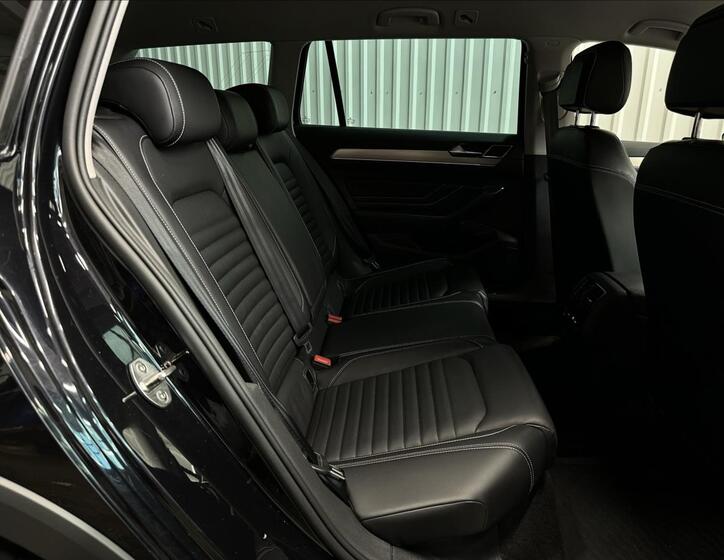 Volkswagen Passat 38