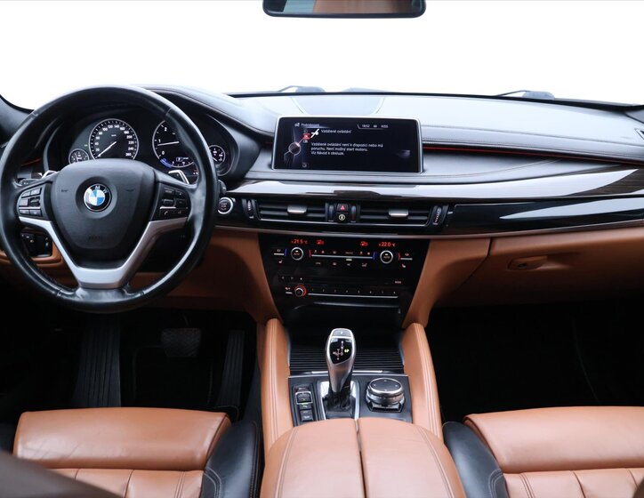 BMW X6 SUV / Terénní 3,0 l 230 kw