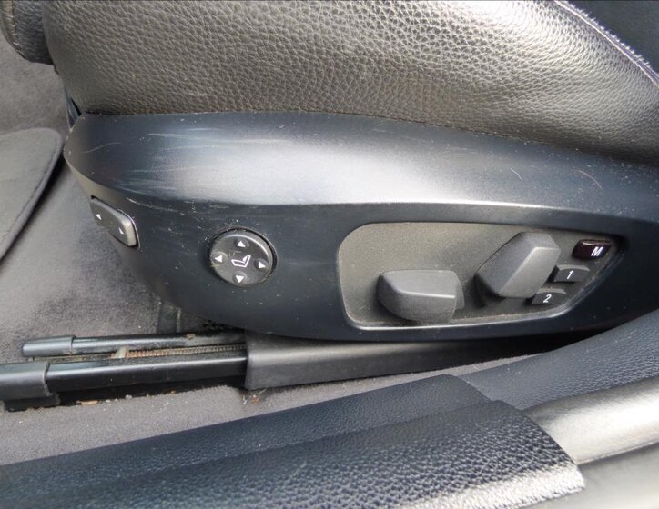 BMW Řada 3 Kombi 3,0 l 180 kw