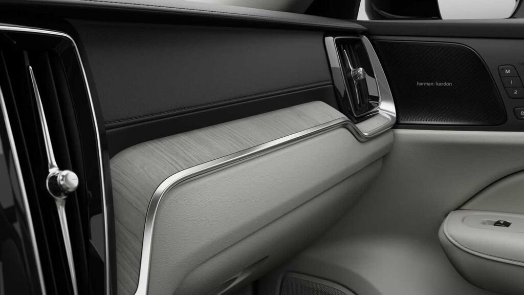 Volvo V60 Kombi 2,0 l 228 kw