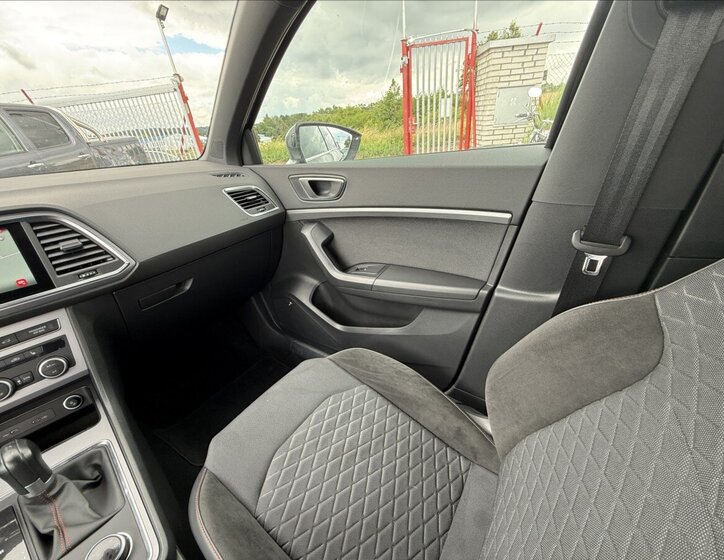 Seat Ateca SUV / Terénní 1,5 l 110 kw