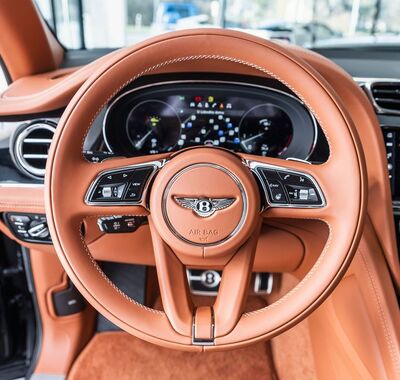 Bentley Bentayga 6