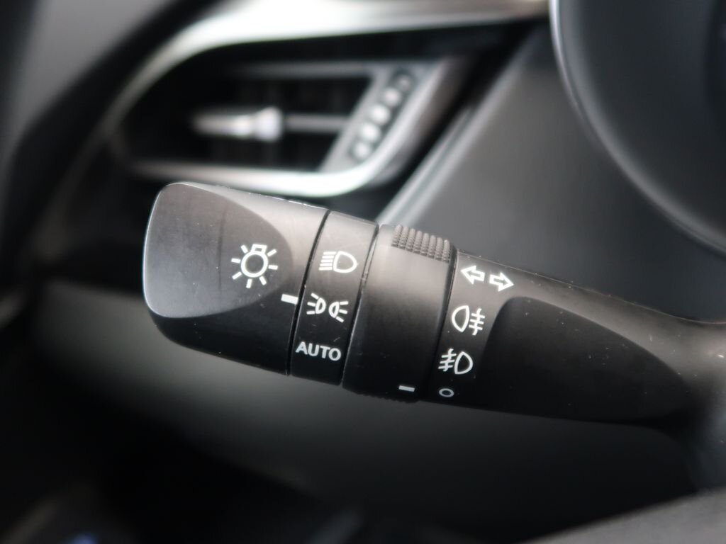 Toyota C-HR SUV 1,8 l 72 kw