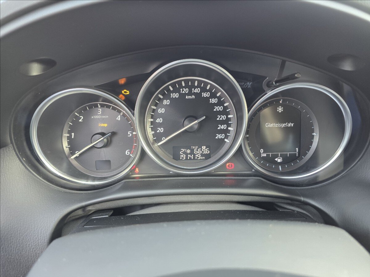 Mazda CX-5 SUV / Terénní 2,2 l 110 kw