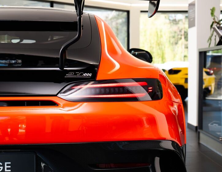 Mercedes-Benz AMG GT 24