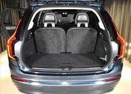 Volvo XC90 SUV / Terénní 2,0 l 335 kw