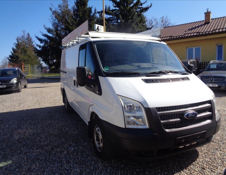 Ford Transit Skříň 2,2 l 74 kw