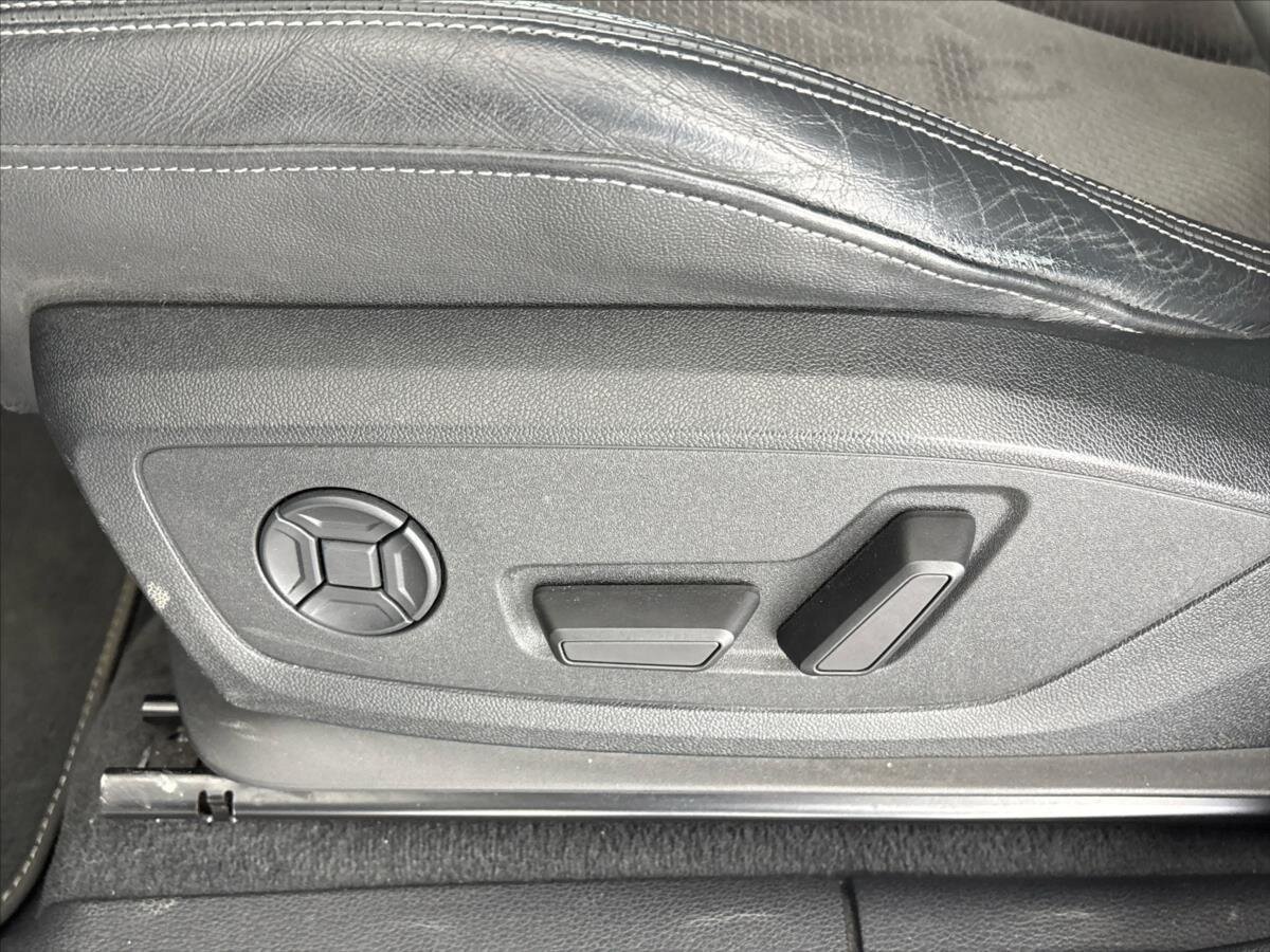 Audi Q3 SUV / Terénní 2,0 l 140 kw