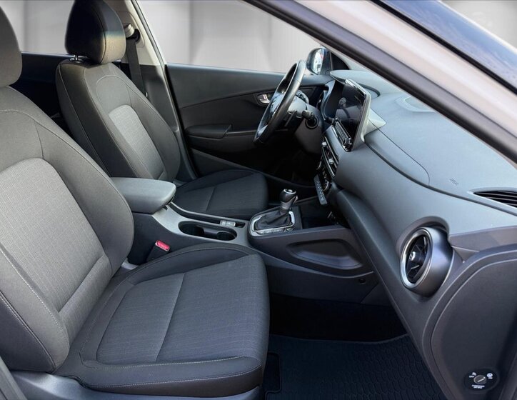 Hyundai Kona SUV 1,6 l 146 kw