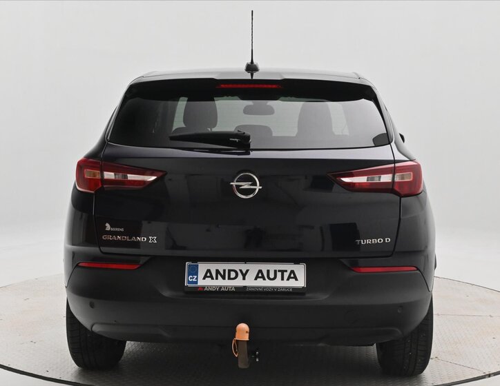 Opel Grandland X SUV 1,6 l 88 kw