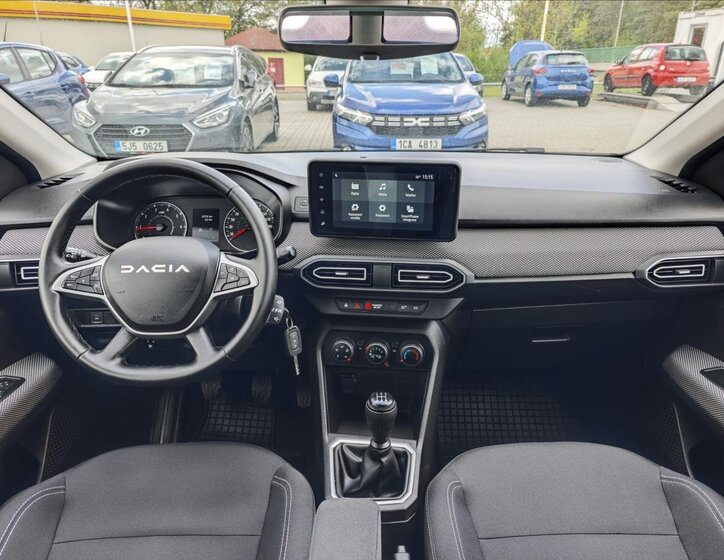 Dacia Sandero Hatchback 999,0 67 kw