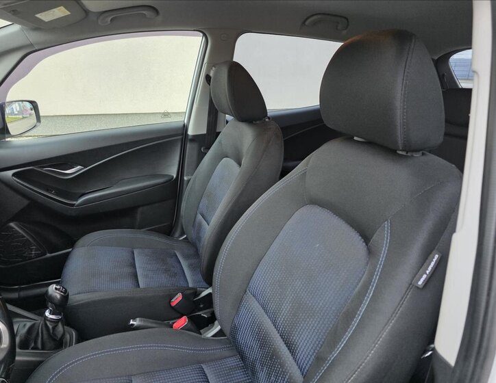 Hyundai ix20 Kombi 1,4 l 66 kw