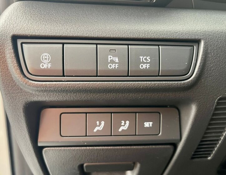 Mazda MX-30 SUV / Terénní 0,0 107 kw