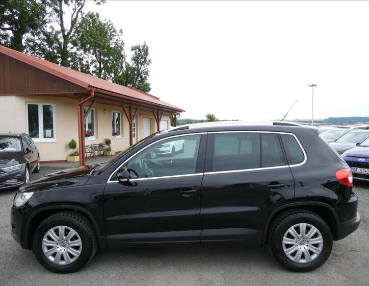 Volkswagen Tiguan 6