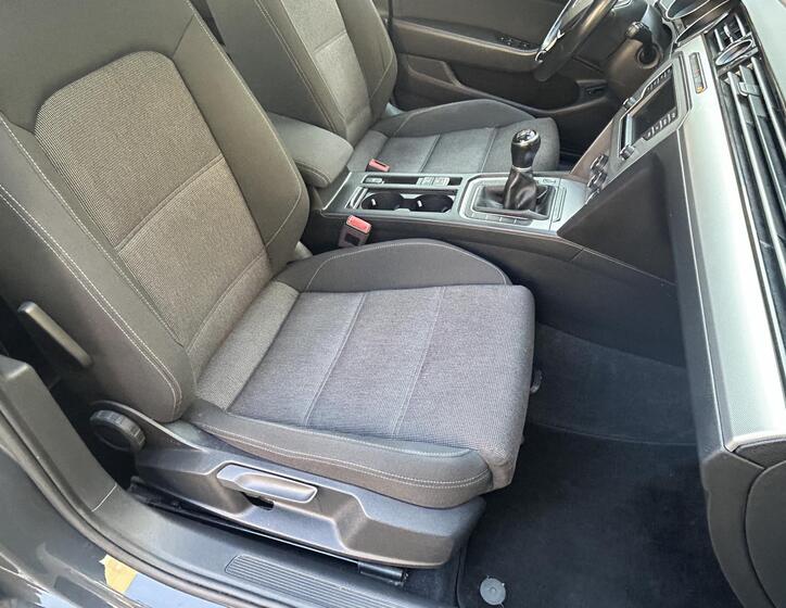 Volkswagen Passat 41