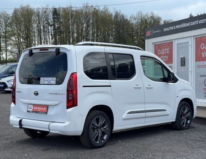 Toyota ProAce City Verso 10