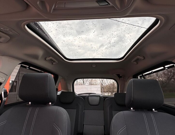 Ford Grand C-MAX MPV 1,6 l 110 kw